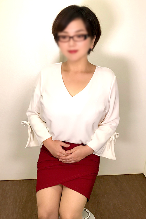 ☆本日、体験乳店新人情報!!!~ショートヘアーにメガネ姿のエロさ~☆