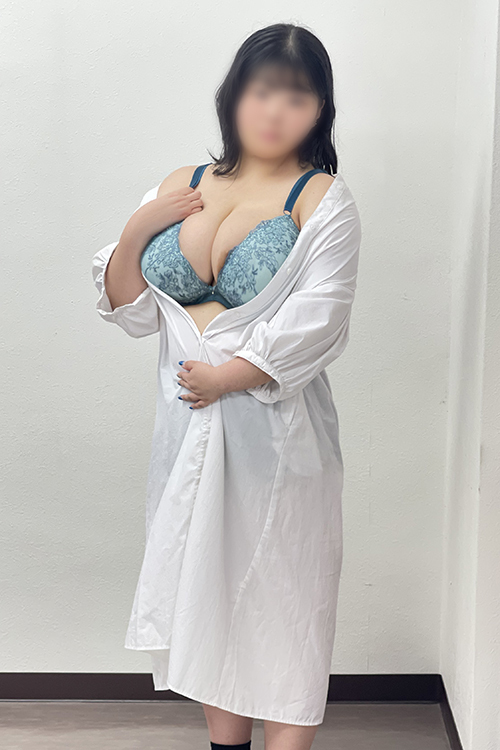 磯部 えみの写真2枚目